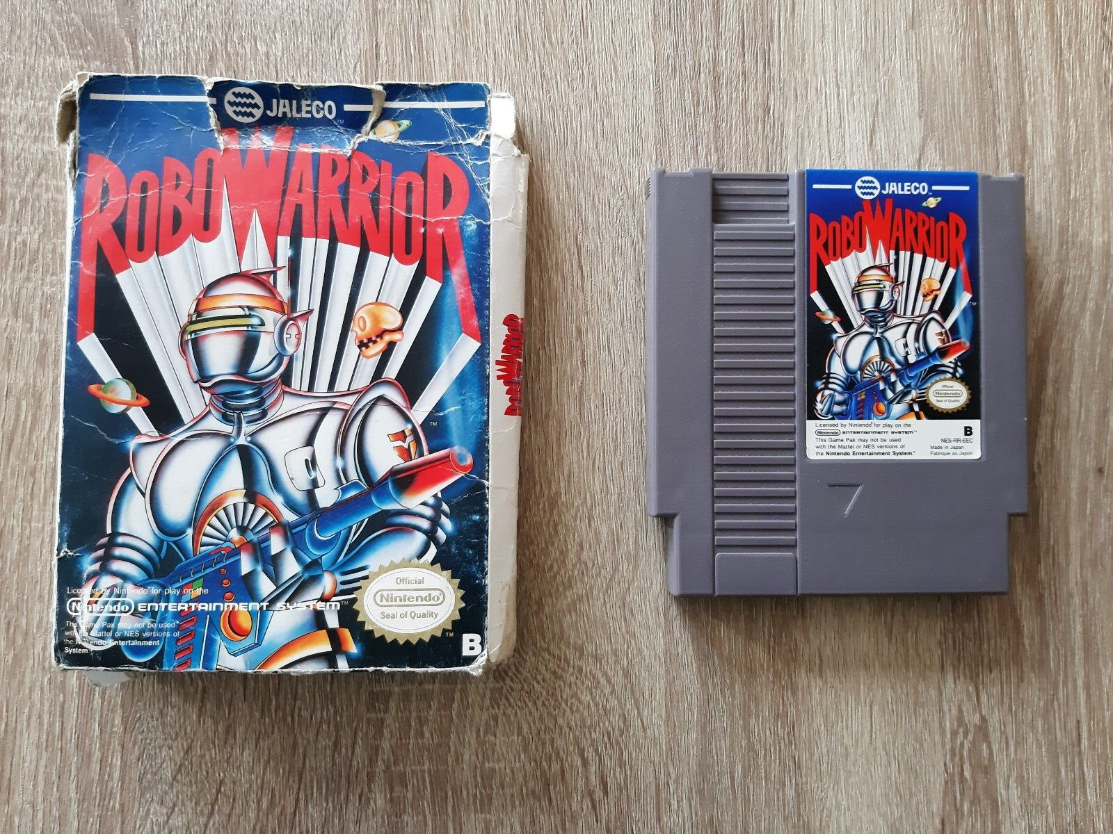 ROBOWARRIOR NINTENDO NES GAME RETRO VINTAGE COLLECTOR BOXED !!!