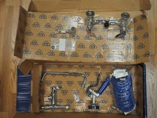 T&S Brass PG-8WSAN-10 Pet Groom  Spray Valve with Hose Faucet