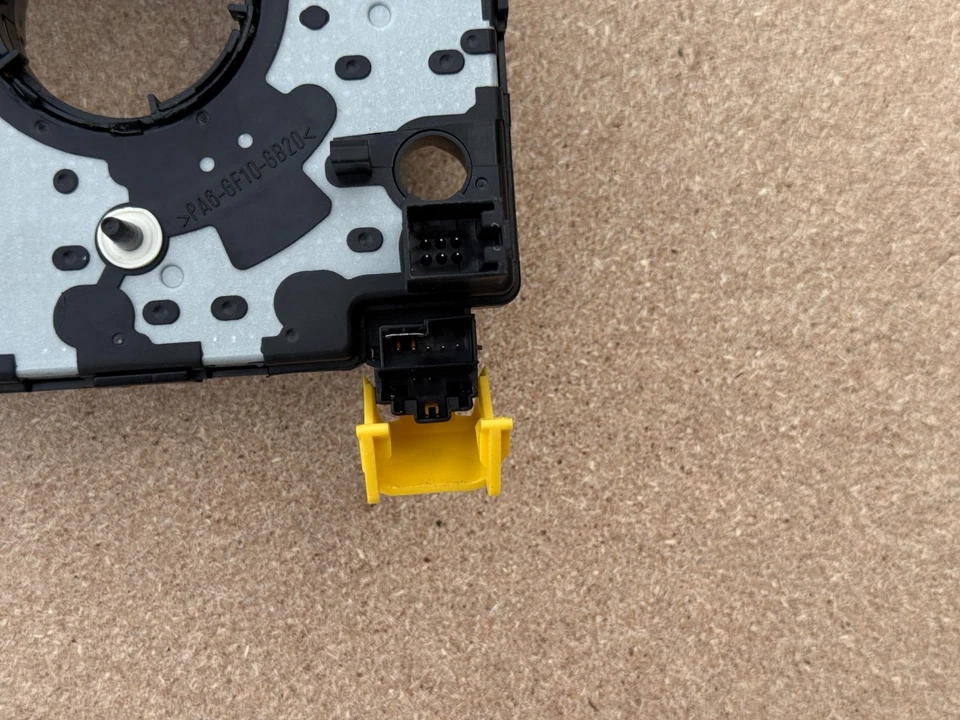 2002-2005 Volkswagen PASSAT CLOCK SPRING OEM 1J0959654AP - Image 4 of 4