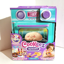 Cookeez Makery Baked Treatz Oven Playset Includes Interactive Plush Toy