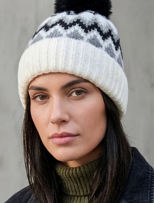 Beach Beanie Retro White Blue Gray Design Chunky Knit Pom Cuffed 