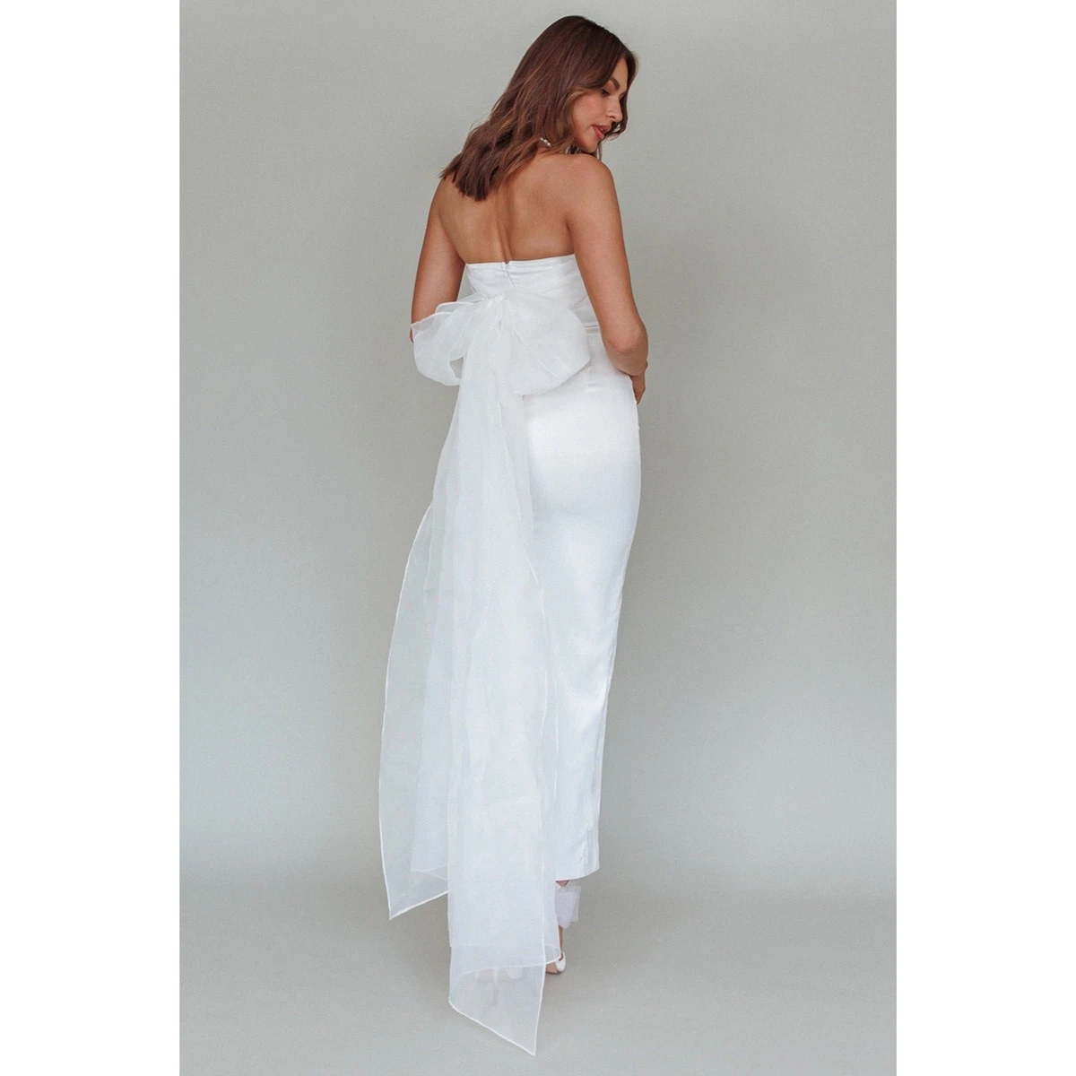selfie leslie dresses Cozy for the holidays always >> @chelseylarson_ glows in our Cameo Batwing Knit Midi Dress Ivory 31.0 Waist Women's Selfie Leslie for sale