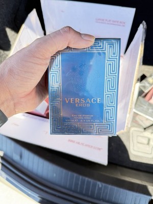 Versace Eros Eau de Parfum Natural Spray 3.4 fl oz Regular Size