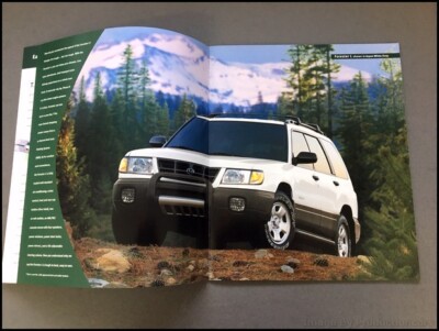 2000 Subaru Forester 24-page Original Car Sales Brochure Catalog