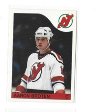 1985-86 O-Pee-Chee #249 Aaron Broten NMMT