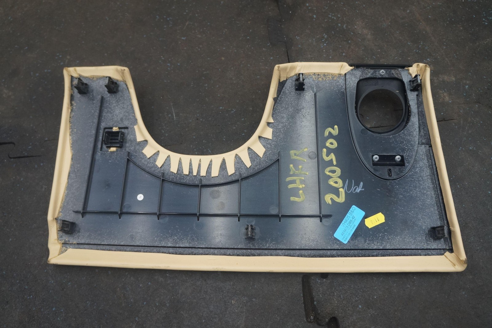 Left Lower Dash Knee Trim Panel AD43-C04325-AAW OEM Aston Martin Rapide S 2014