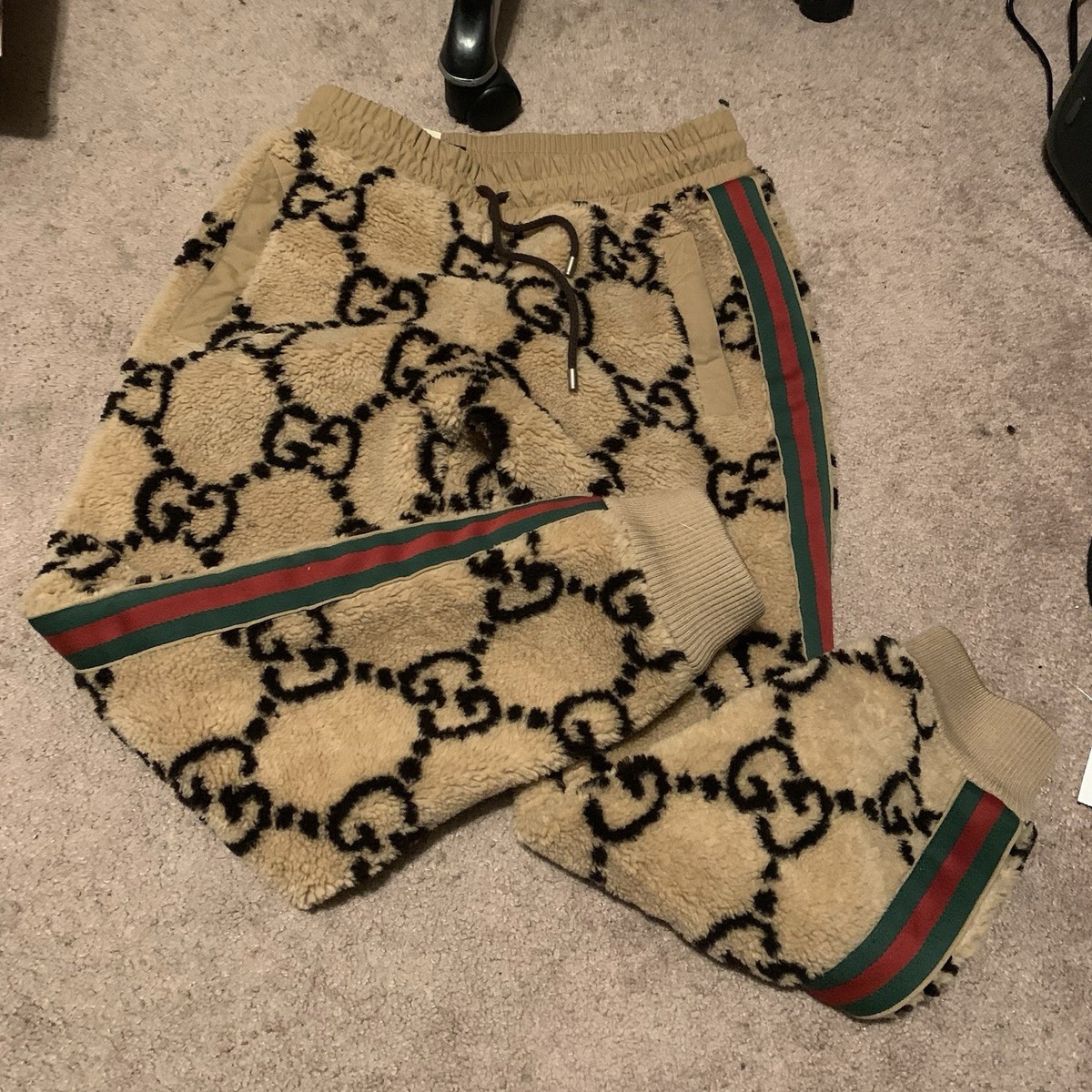 gucci 24aw ggキャンパス ジャガード カーゴパンツ Authentic GUCCI Sherpa Monogram Jacquard Jogger Track Pants