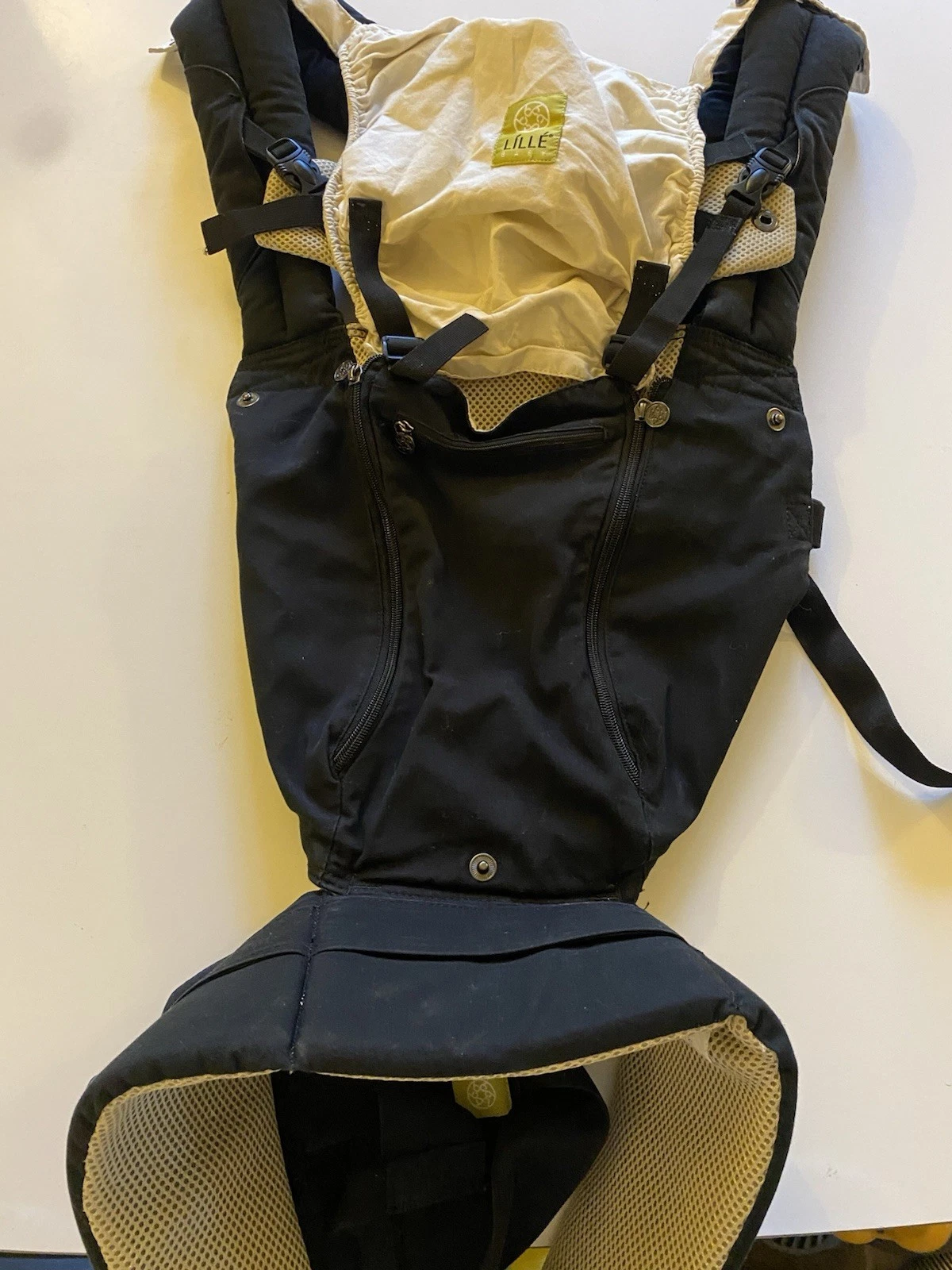 LÍLLÉbaby Complete Airflow Baby Carrier Black Beige Mesh Ergonomic Front Back