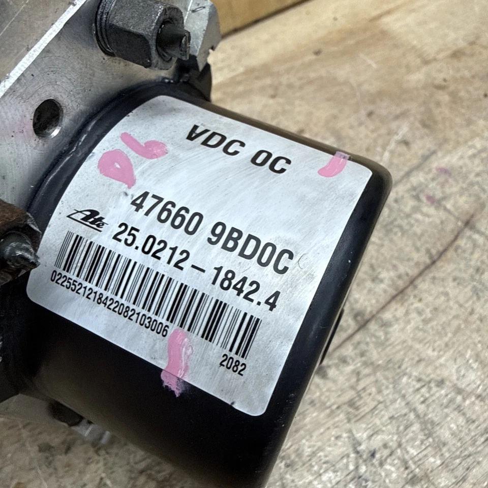 11 12 Nissan Frontier Pathfinder Anti-Lock Brake ABS Pump Module 47660 9BD0C VDC — 第 3/4 张图片