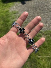 7.5 Inches Y2K Silver and Black Skull and Crosses Charm Bracelet  New