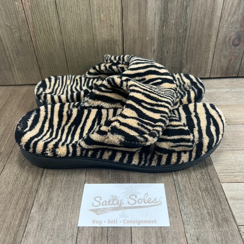 vionic leopard print shoes