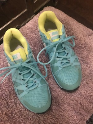 nike air vapor advantage tennis shoes