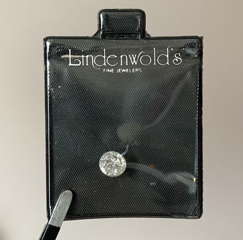Vintage Lindenwold's Fine Jewelers Simulated Loose Round Cut Diamond in Pouch