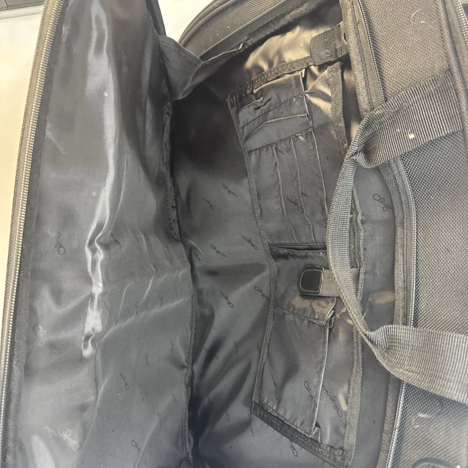 Bolsa de ropa Olympia G-7740 equipaje 22”x20”x2” correa de hombro colgante Foto 4 de 4