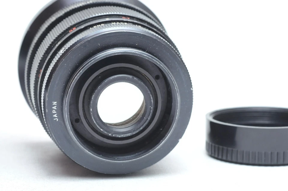 Vivitar 28mm f2.5 Manual Focus Lens M42 - Image 3 of 3