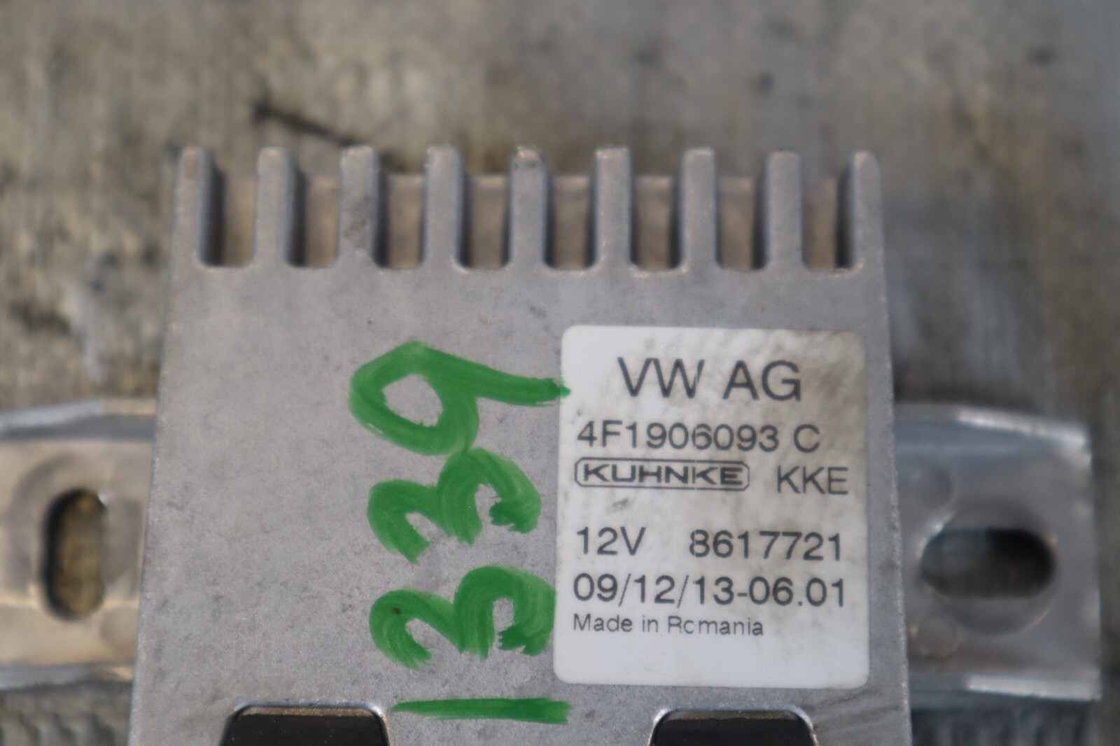 2014 AUDI R8 V8 QUATTRO AWD 4.2L OEM LH FUEL PUMP CONTROL MODULE #1339