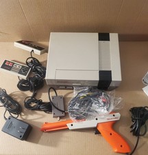 Nintendo NES Action Set Console Home - Grigio