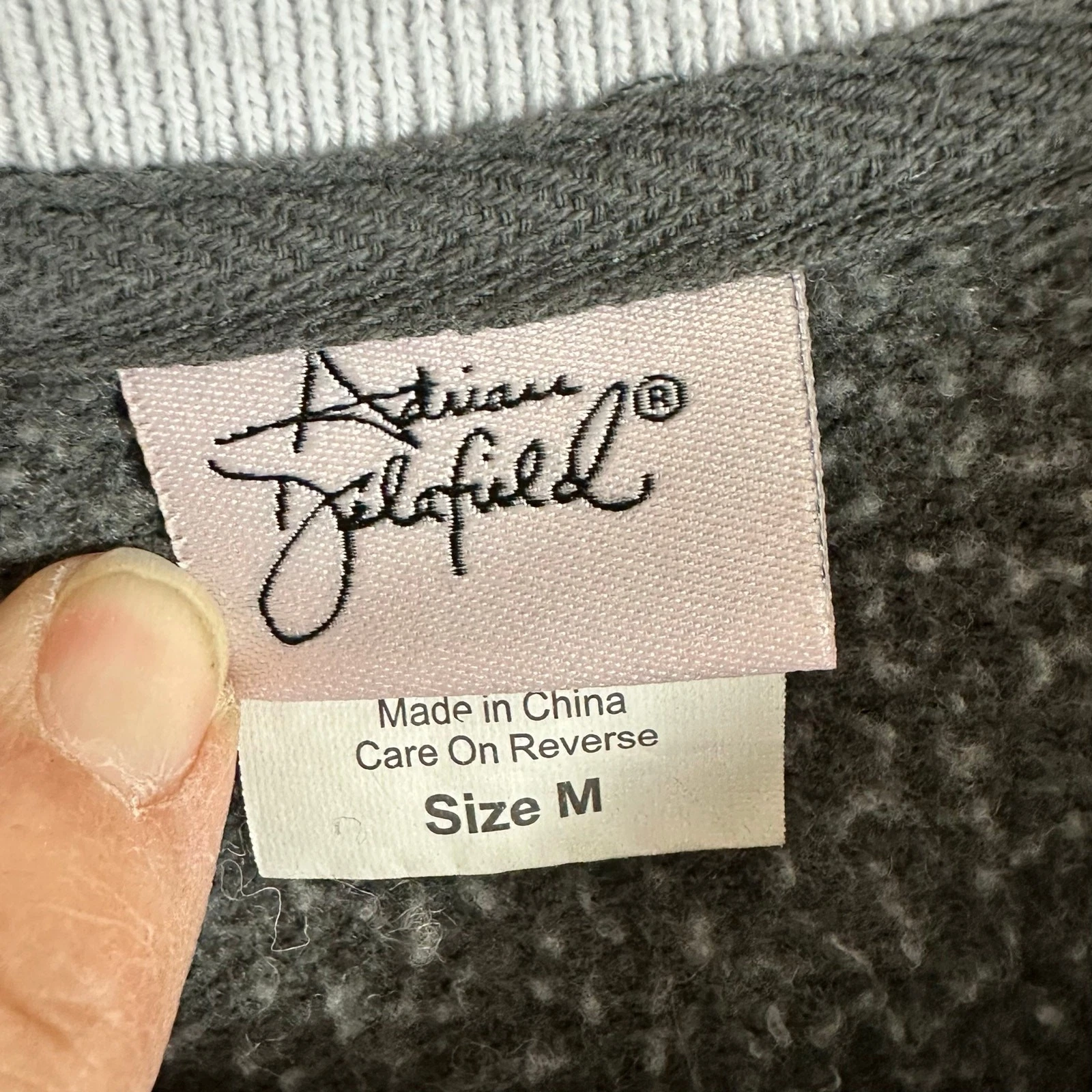 VETEMENTS Felpa donna Adrian Delafield grigio argento ricamata colletto nonna M