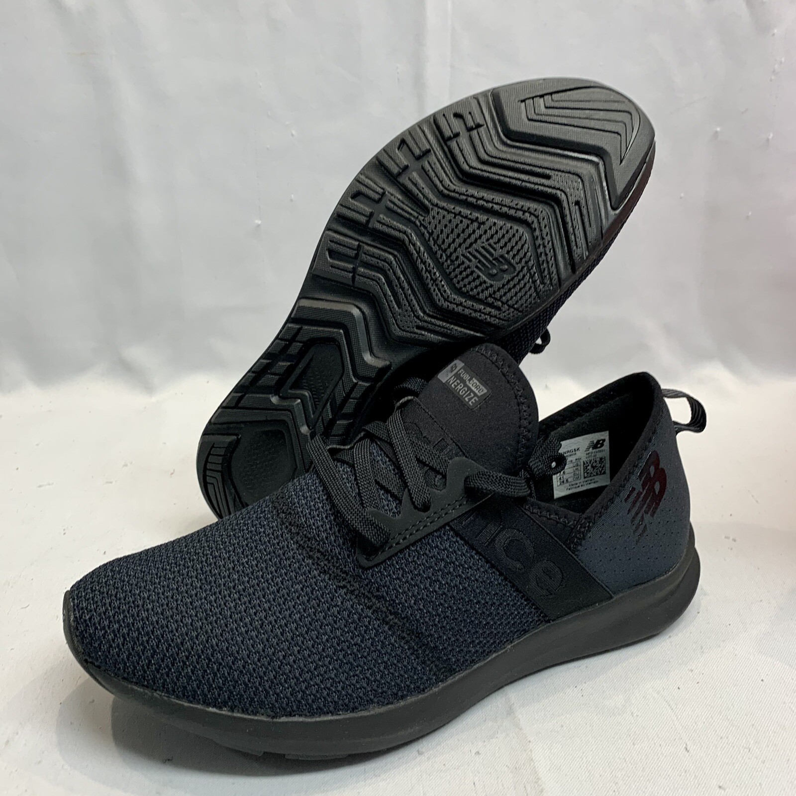 Size 9.5 - New Balance FuelCore Nergize 