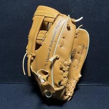 Rawlings RBG158 Youth Baseball Glove 9 inch Right Hand Throw Derek Jeter