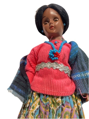American Indian Sleepy Eye Girl Doll 7-1/2” Tall Dine Navajo Beaded Jewelry Vtg - Picture 3 of 6