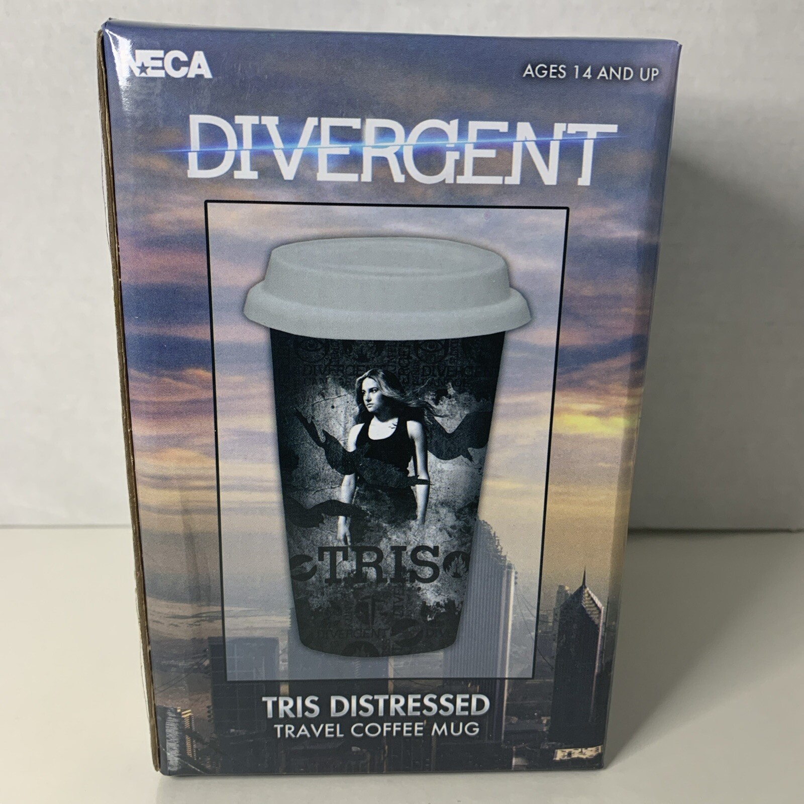 NECA DIVERGENT COFFEE MUG- Tris Distressed