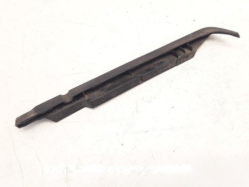 Volkswagen VW Santana 1982 Vorne Rechts Stoßstange Obere Kühlergrill 321853656D