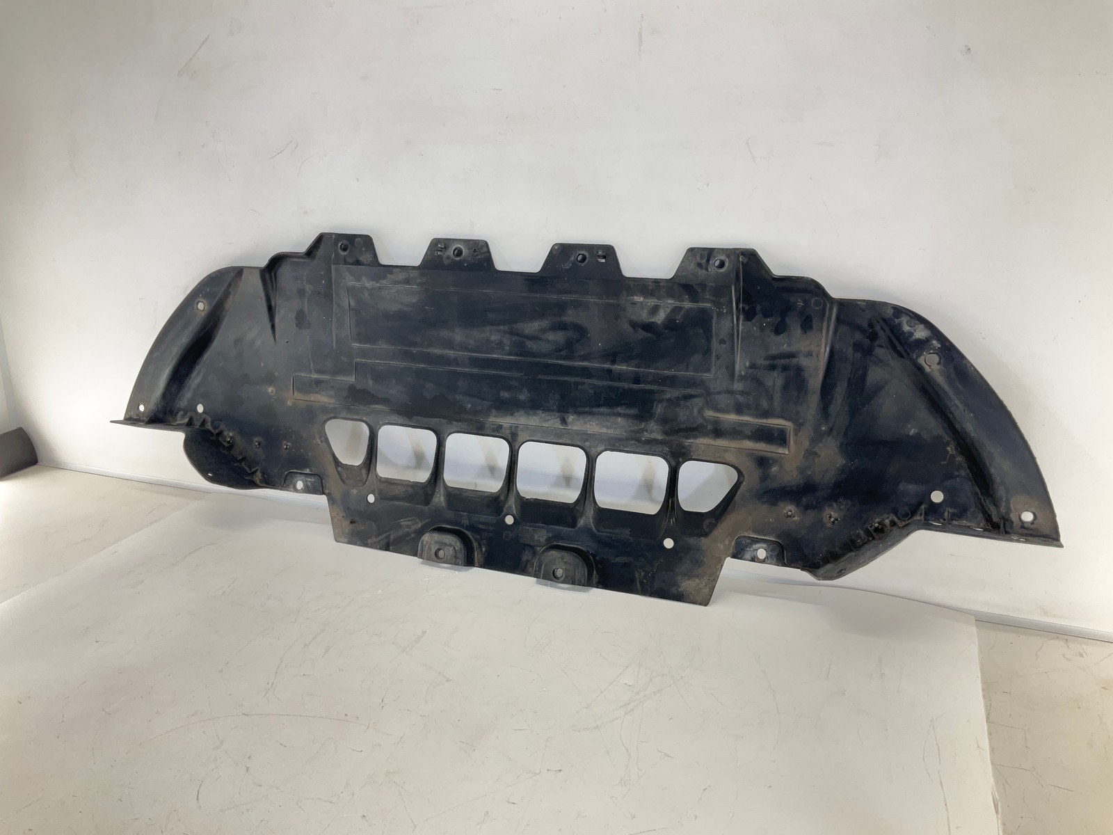 14-19 Maserati Ghibli SQ4 Front Bumper Under Body Splash Shield Cover Panel