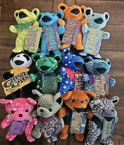 Grateful Dead bears By Liquid Blue Vintage Plush Lot of 12 limite edition 