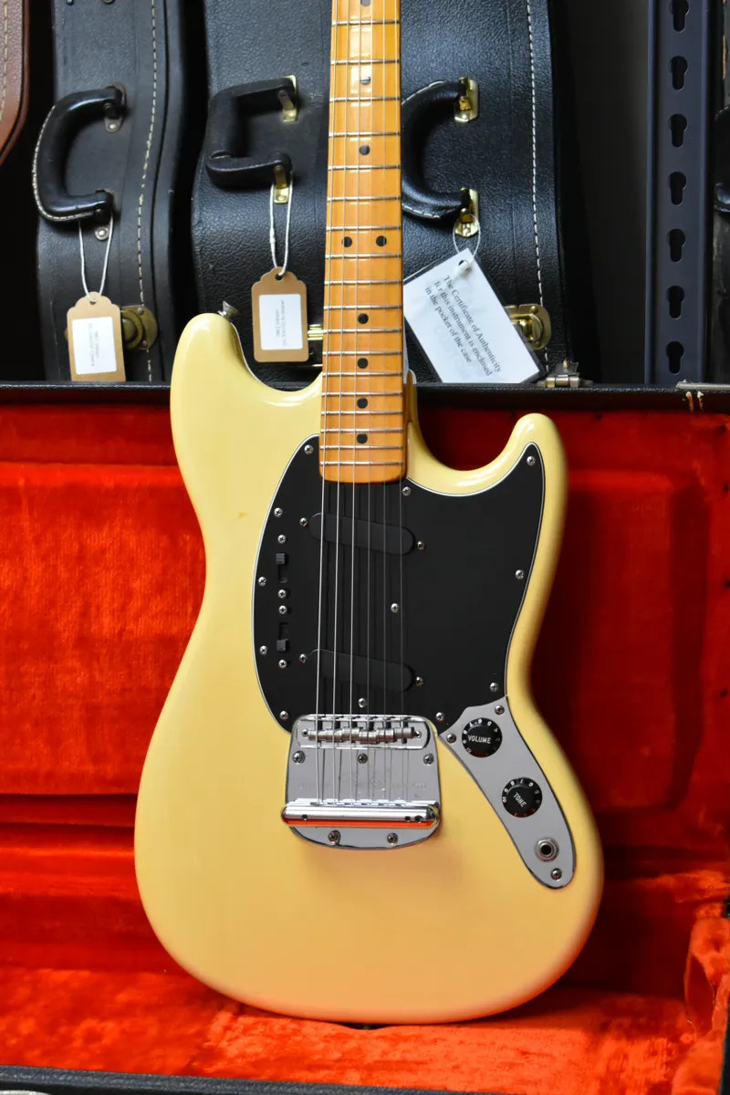 1978 Fender Mustang Olympic White w / OHSC & Paperwork