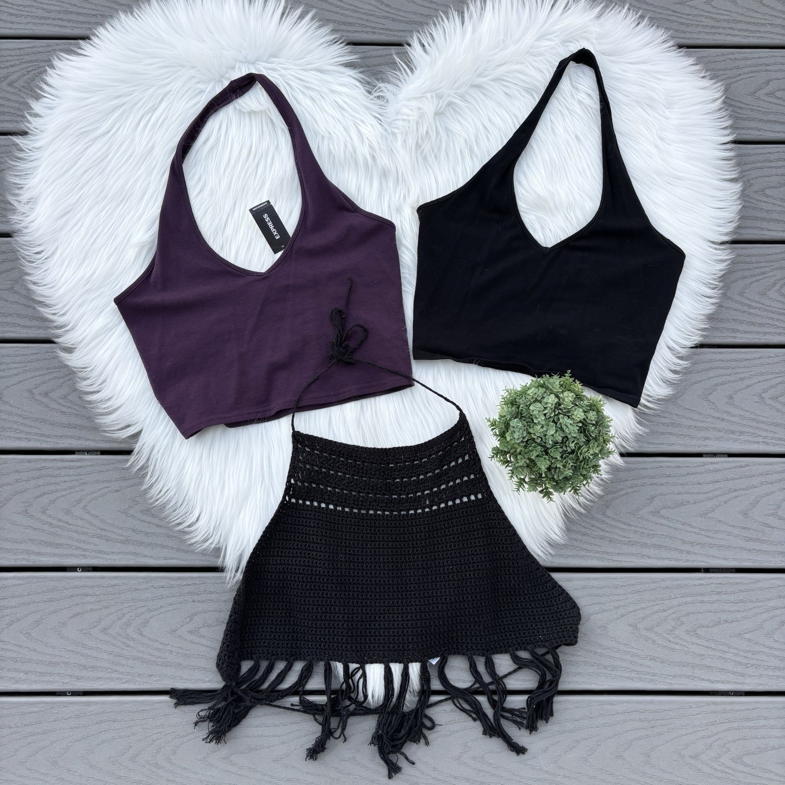 Express Cropped Tank Bundle Size Medium - image 1