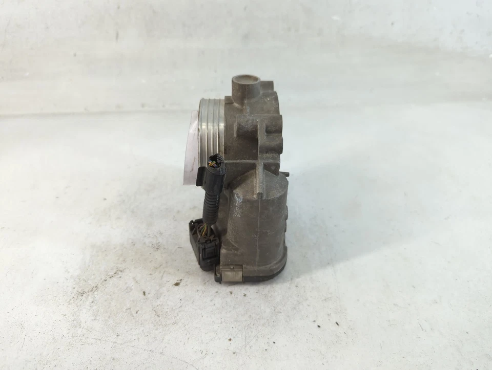 Carrocería del acelerador Volvo S60 2012-2012 ZBC6Z Foto 4 de 4