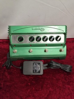 LINE6 DL4 Delay Modeler 16 Classic Delays Stereo Looper Expression Pedal Ready