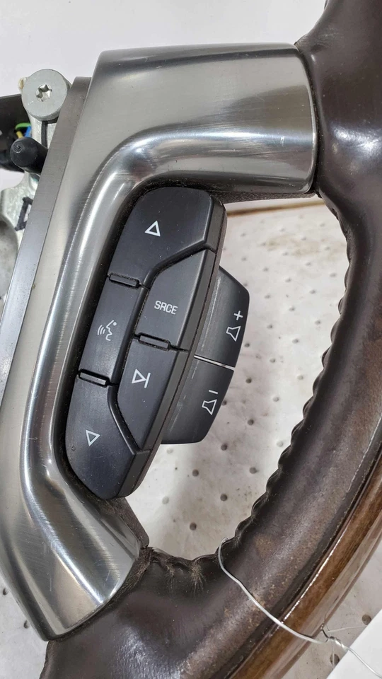 Volante GMC YUKON 07 ¡¡SIN BOLSA A1R!! SOLO VOLANTE Foto 4 de 4