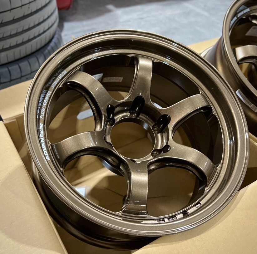s-l1200.jpg s-l1200.jpg