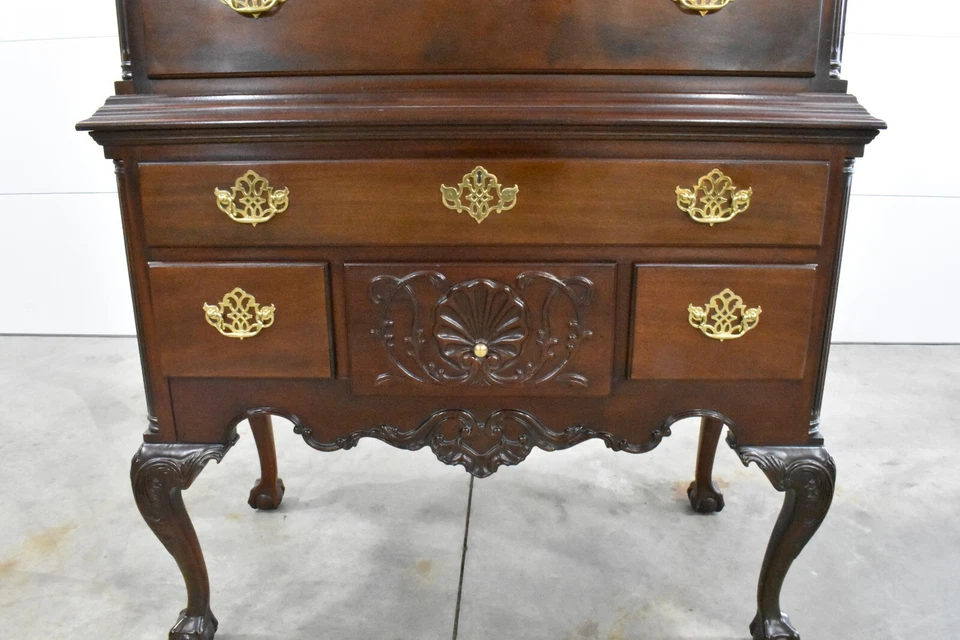 Consejo Artesanos Caoba 12 Cajones Highboy (entrega disponible) Foto 3 de 4