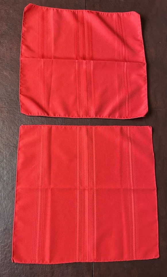 Set Of 7 Medium weight Bright Holiday Red Polyester Dinner Napkins 17" Square - Image 3 of 4
