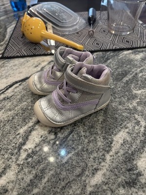 Stride Rite Talley First Walker Bootie Size 5 Silver Leather Winter Flexible