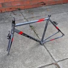 54cm Vilano T2 Aluminum Alloy 700c Road Bike Frame Fork Set