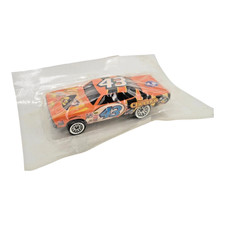 Hot Wheels '70 Roadrunner Richard Petty 43 Honey Nut Cheerios 1:64 Diecast