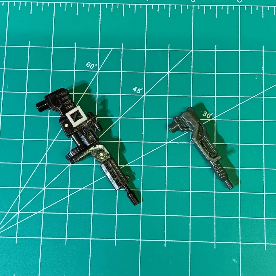 2006 Transformers Classics Entertainment Packs Optimus Prime & Megatron blasters - Image 2 of 2