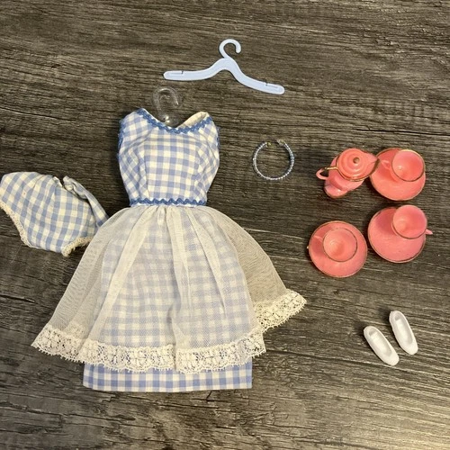 Vintage Barbie & Friends Size Blue Homemaker Dress W Accessories - 1960s Outfit