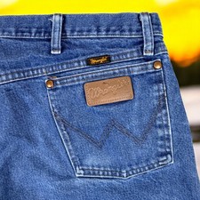 Wrangler Cowboy Cut Jeans Mens 42x32 Blue Medium Straight Leg Made In The USA