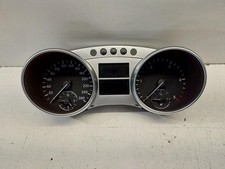Mercedes Benz ML W164 Diesel Armatur Tacho 2519003200 A2C53361675 Mercedes Benz ML W164 Diesel Armatur Tacho 2519003200 A2C53361675