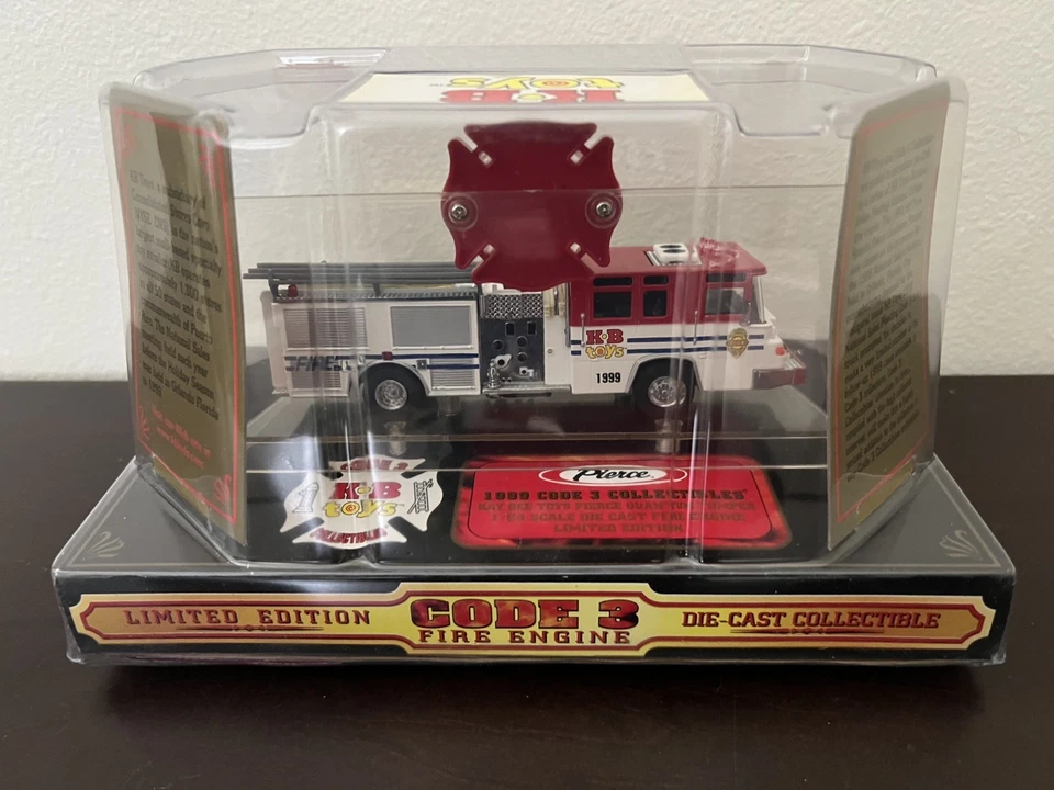 Code 3 Collectible #12219 KB Toys Pierce Quantum Pumper 1999 MIB W/Sleeve - Image 4 of 4