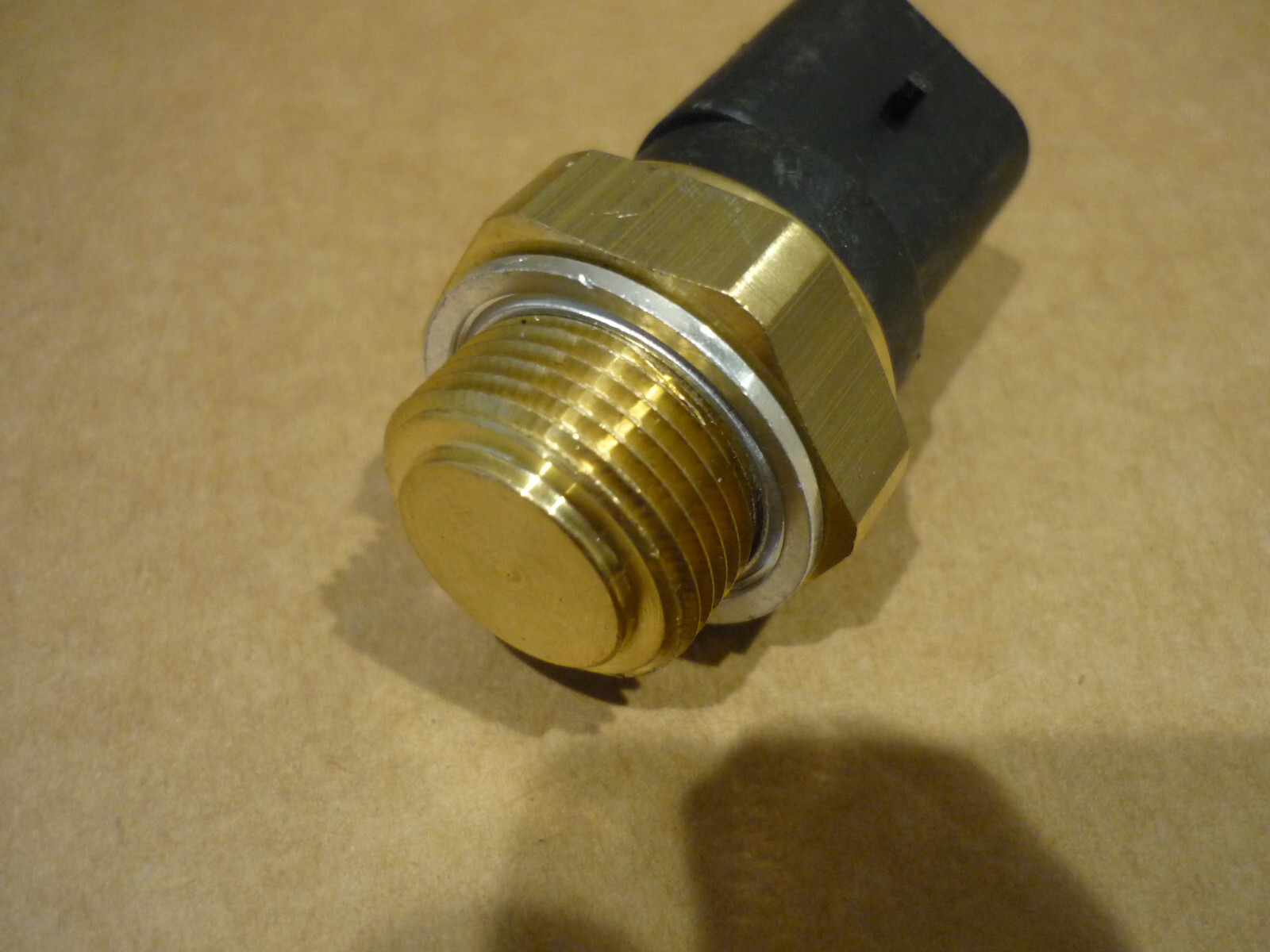 Ferrari 348,355,456,512, Mondial T - Radiator Fan Sensor (NEW) - P/N 158655