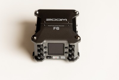 Zoom F6 Multitrack Field-Recorder mit 32 Bit Float-Aufnahme