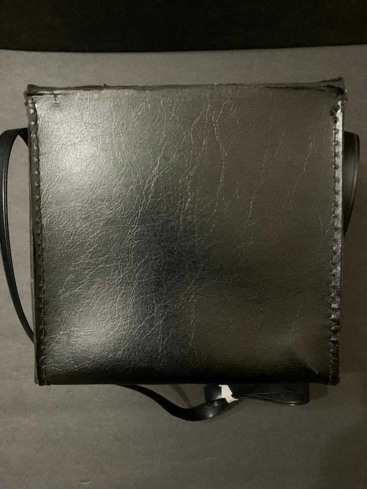 Vintage Polaroid Hard Black Carrying Case Bag Camera Carry Storage Travel - Image 4 of 4