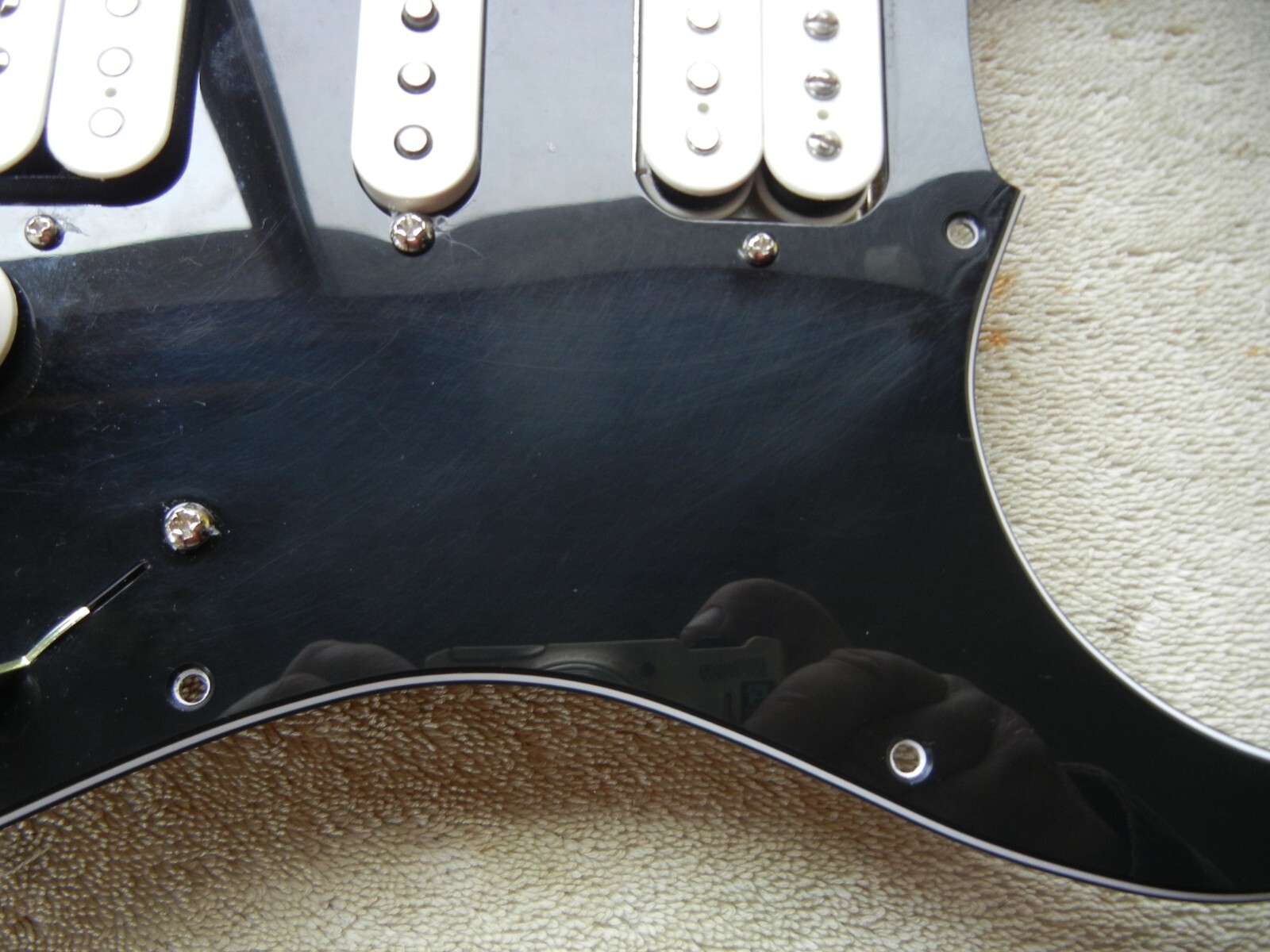 Fender Players Stratocaster HSH Loaded Black Pickguard Alnico Pickups