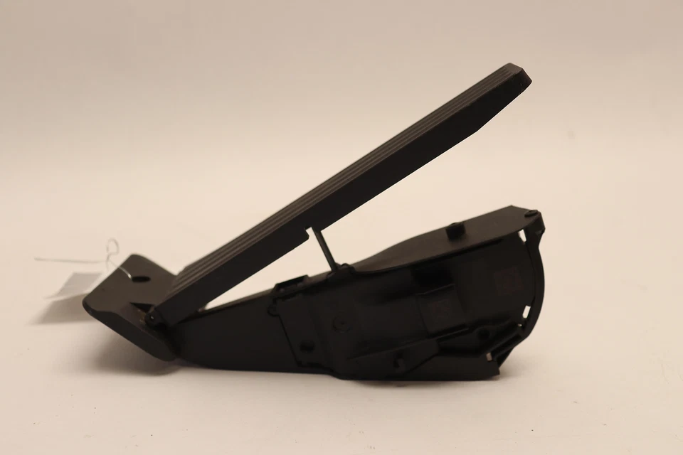 BMW 540I G30 2017-2020 acelerador acelerador pedal de gasolina sensor OEM Foto 2 de 4